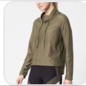 MPG Sport Pullover Mesh in Green XS